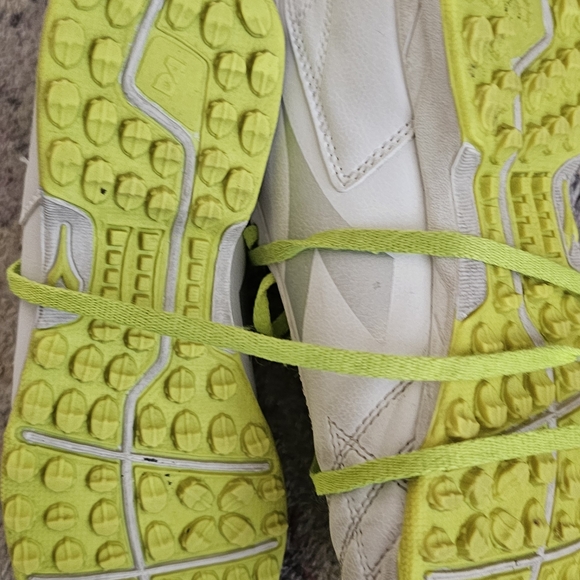 Soccer Cleats - Picture 1 of 4